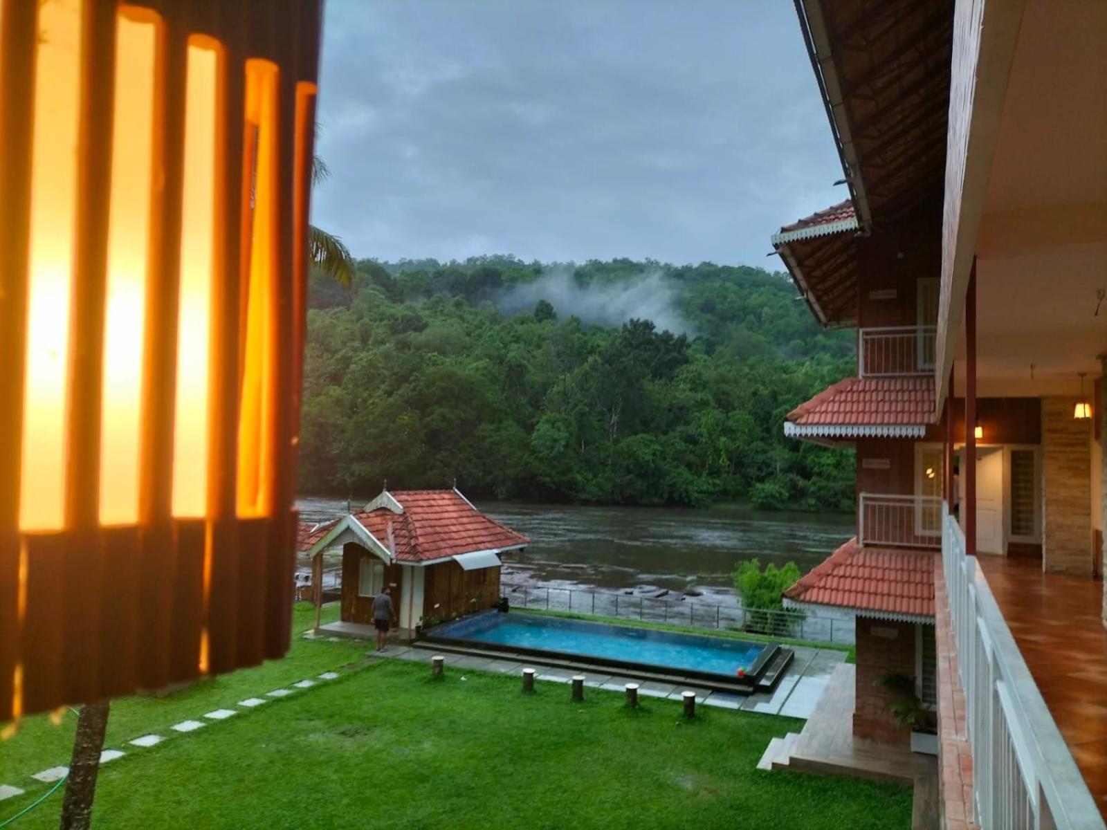 Willow Heights Athirappilly Luaran gambar