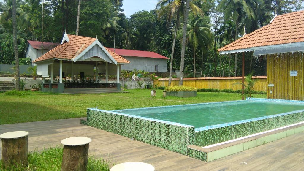 Willow Heights Athirappilly Luaran gambar