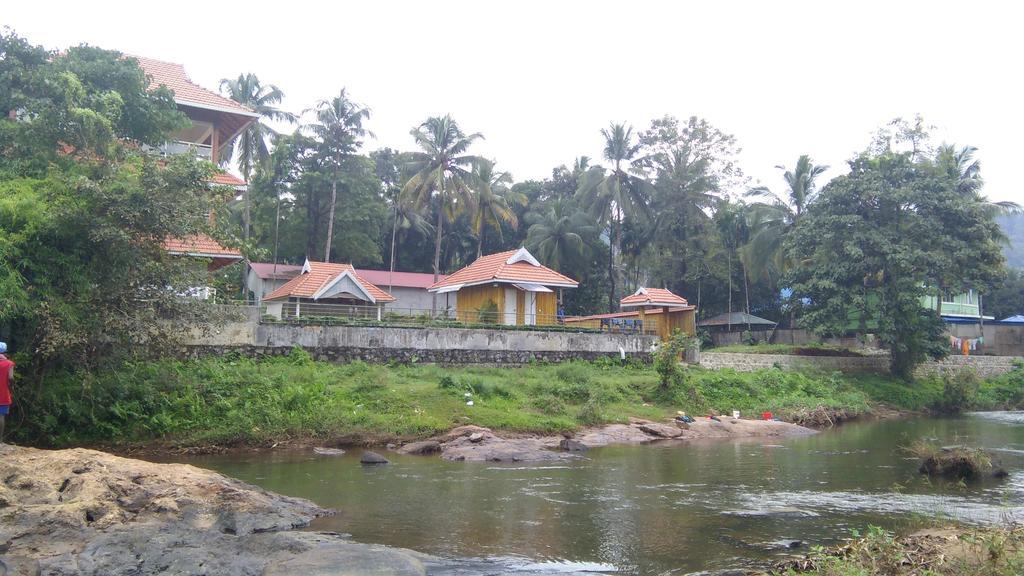 Willow Heights Athirappilly Luaran gambar