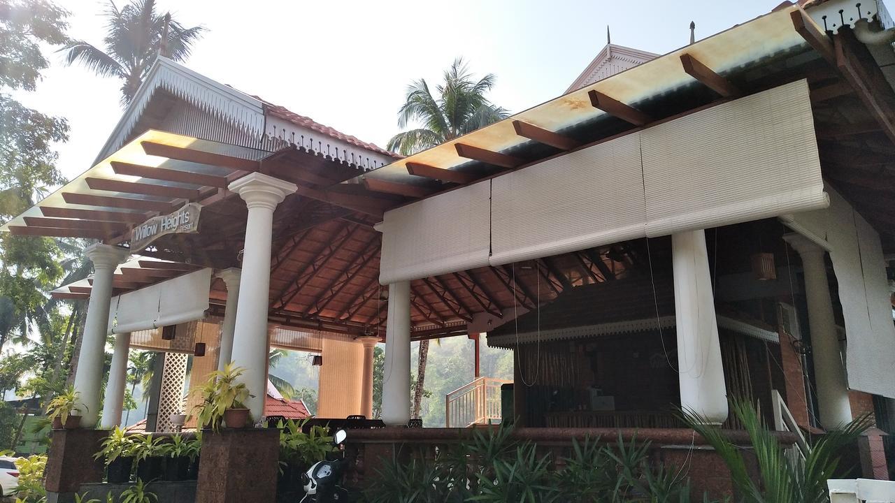 Willow Heights Athirappilly Luaran gambar