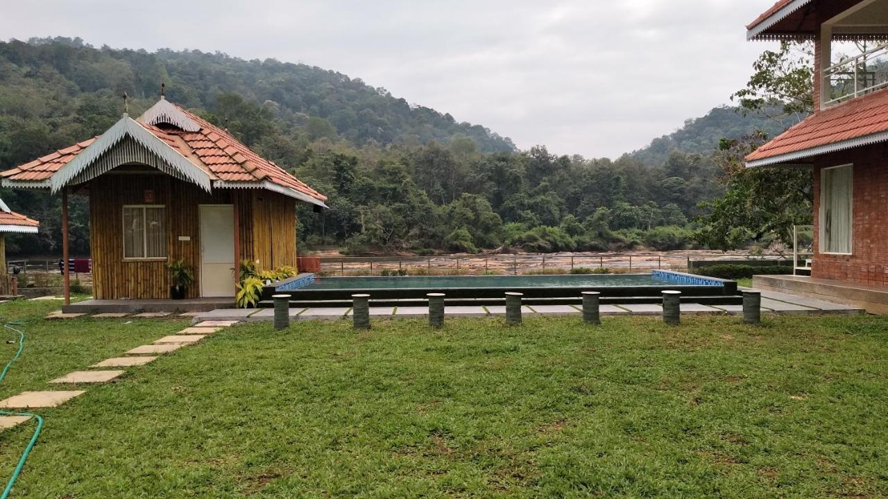 Willow Heights Athirappilly Luaran gambar